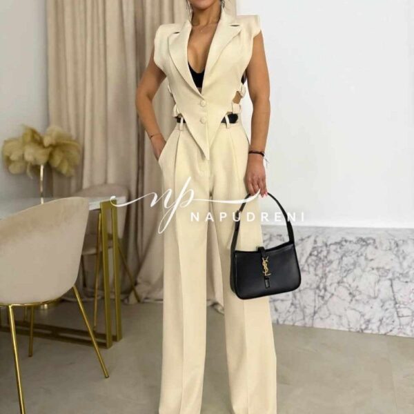 Стилен сет от две части ''REINA'' в бежов цвят - код BL9499