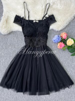 Официална рокля с дантела и тюл в черен цвят - код 5102