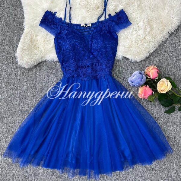 Официална рокля с дантела и тюл в син цвят – код 5104