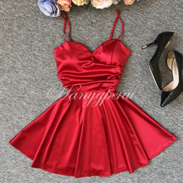 Кукленска рокля сатен “Ksenia” в червен цвят – код 5657