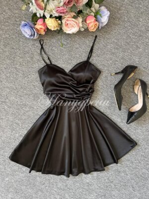 Кукленска рокля сатен “Ksenia” в черен цвят – код 5658