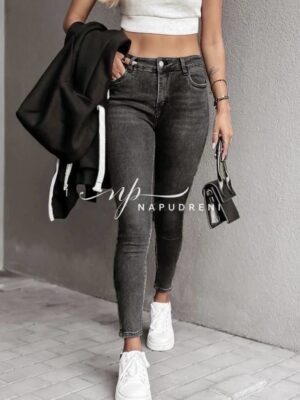 Дамски изчистени дънки "Linda" в черен цвят - код 6496