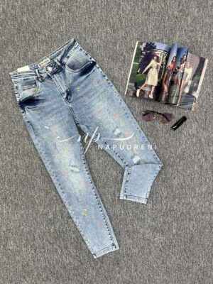 Дамски дънки с оранжеви пръски в светлосин цвят- код 6779