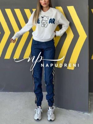 Дамски спортен комплект ''BEAR'' в бял цвят - код 7862