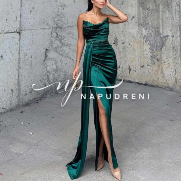 Дълга рокля сатен "Aristella" в зелен цвят - код 8013