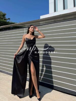 Дълга рокля сатен "Aristella" в черен цвят - код 8010