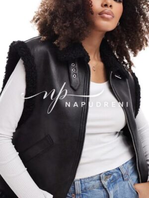 Дамски кожен елек в черен цвят - код 8144