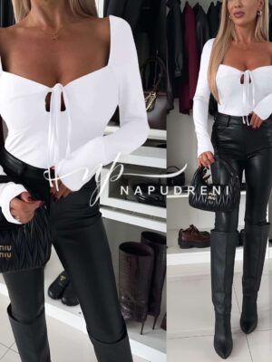 Стилно боди с чашки в бял цвят - код 8256