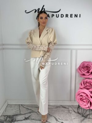 Стилно сако с дантелени ръкави в бежов цвят - код 8823