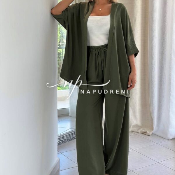 Стилен сет от две части ''ADELLINE'' в зелен цвят - G9226