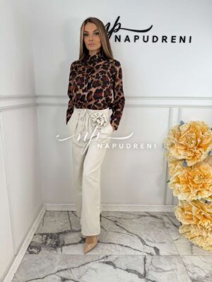 Дамски елегантен панталон с роза в бежов цвят - код 7910