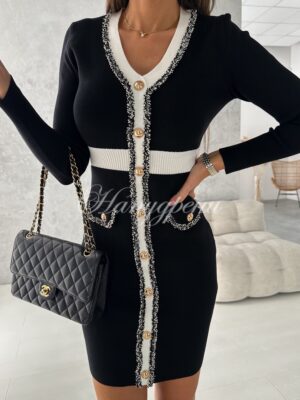 Черна рокля с бели кантове и ефектни детайли по тях - код 6085