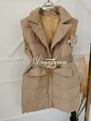 Дамски елек с коланче в черно и бежово - код 3443