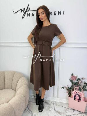 Стилна дълга рокля с колан в цвят шоколад - код Bi10107