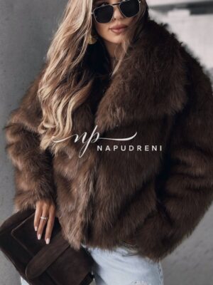Късо палто с яка „Crystal Fur“ в кафяв цвят - код G10010