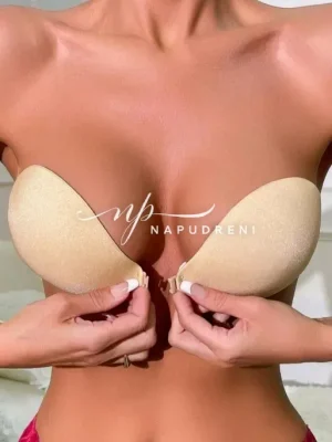 Самозалепващ се сутиен без презрамки ''FLY BRA'' в бежов цвят - код 12048