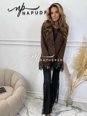 Сако с дантела и камъчета в кафяв цвят - код BL10621