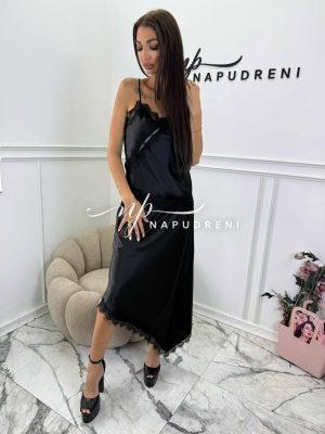 Сатенена пола с дантела в черен цвят - код Bi10028